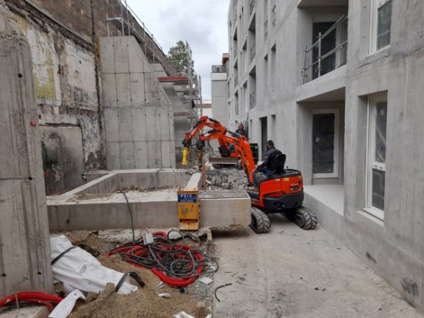 entreprise démolition balle grue à lyon